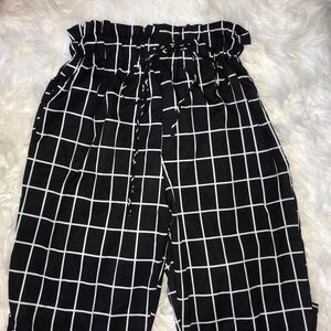 Checkered paper-bag windbreaker pants